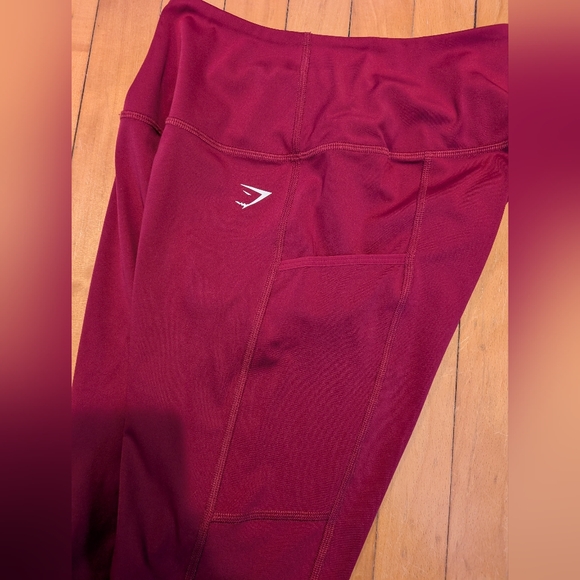 GYMSHARK Raspberry Pocket Legging - Picture 3 of 3